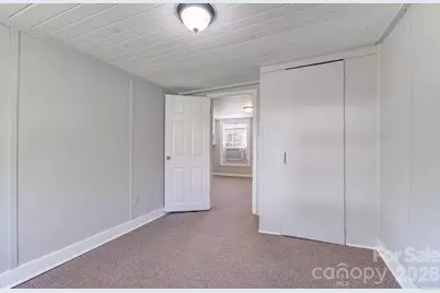 438 Loop Road, Hendersonville, NC 28792 - Photo 22