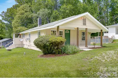 438 Loop Road, Hendersonville, NC 28792 - Photo 1