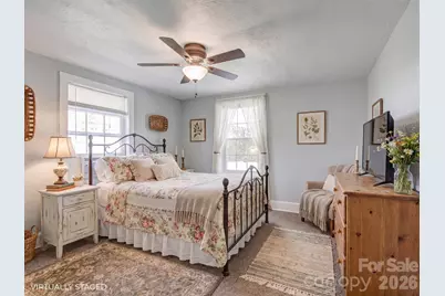 438 Loop Road, Hendersonville, NC 28792 - Photo 20