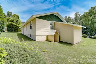 438 Loop Rd, Hendersonville, NC 28792 - Photo 36