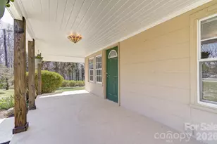 438 Loop Rd, Hendersonville, NC 28792 - Photo 38