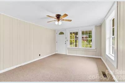 438 Loop Road, Hendersonville, NC 28792 - Photo 28