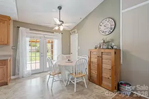 212 Woody Ct, Gastonia, NC 28056 - Photo 8