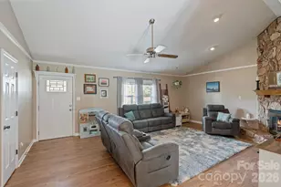 212 Woody Ct, Gastonia, NC 28056 - Photo 6