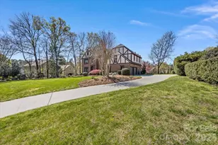 10149 Foxhall Dr, Charlotte, NC 28210 - Photo 4