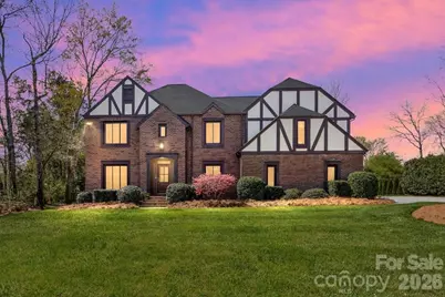 10149 Foxhall Drive, Charlotte, NC 28210 - Photo 2