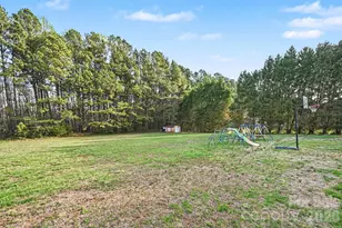 1392 Old Mountain Rd, Statesville, NC 28677 - Photo 22