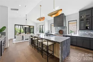 1423 S Wendover Rd, Charlotte, NC 28211 - Photo 12