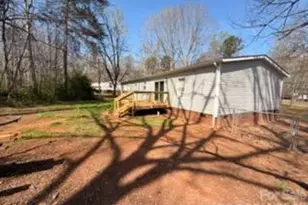 5139 Pine Springs Dr, Bessemer City, NC 28016 - Photo 18