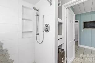 3521 Oakwood Ave, Charlotte, NC 28205 - Photo 16