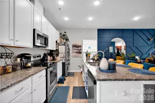 4301 Grove St, Charlotte, NC 28269 - Photo 10