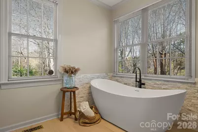 550 20th Avenue Court NW, Hickory, NC 28601 - Photo 22