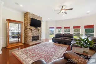 5509 Holly Hills Dr, Waxhaw, NC 28173 - Photo 6
