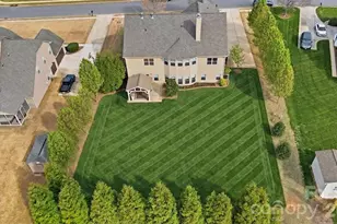5509 Holly Hills Dr, Waxhaw, NC 28173 - Photo 4