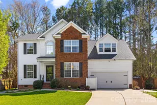 12141 Stone Forest Dr, Pineville, NC 28134 - Photo 2