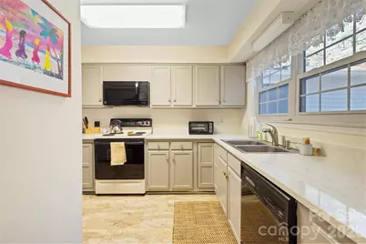 116 Lakeview Court, Brevard, NC 28712 - Photo 6