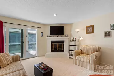116 Lakeview Court, Brevard, NC 28712 - Photo 10