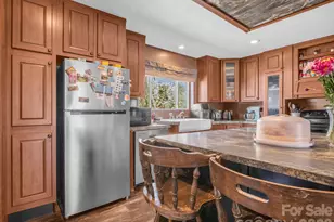 120 Quiet Stream Ln, Hendersonville, NC 28791 - Photo 12