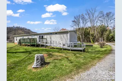 120 Quiet Stream Lane, Hendersonville, NC 28791 - Photo 4