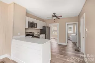 448 Sand Hill Rd, Asheville, NC 28806 - Photo 6