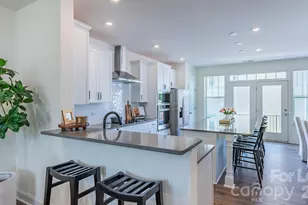 2635 W Trade St, Charlotte, NC 28208 - Photo 2