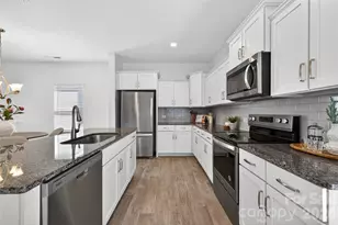 113 Fairfield Dr, Troutman, NC 28166 - Photo 6