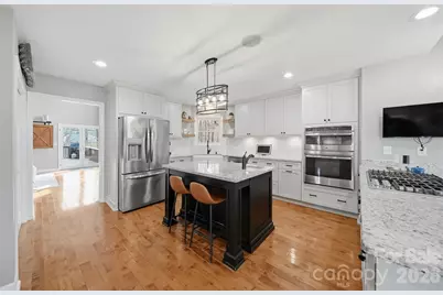 4624 9th Street NE, Hickory, NC 28601 - Photo 16