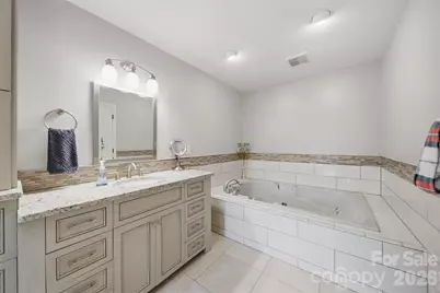 4624 9th Street NE, Hickory, NC 28601 - Photo 24