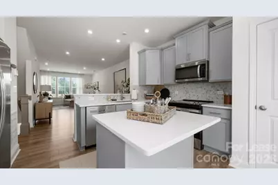 2635 W Trade Street #Tate, Charlotte, NC 28208 - Photo 2