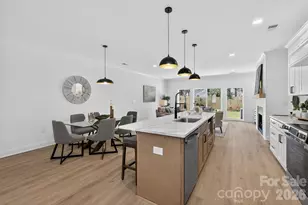 1802 Vinton St, Charlotte, NC 28216 - Photo 4