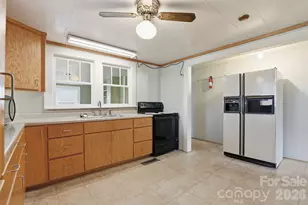 641 Central Dr, Statesville, NC 28677 - Photo 14