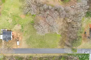 641 Central Dr, Statesville, NC 28677 - Photo 2