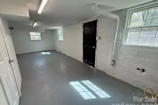 636 Willis Rd, Dallas, NC 28034 - Photo 24