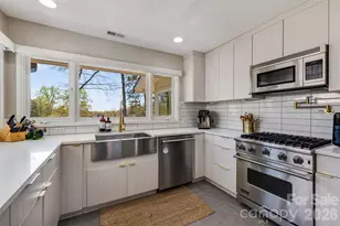 6 Pine Knoll Dr, Lake Wylie, SC 29710 - Photo 12