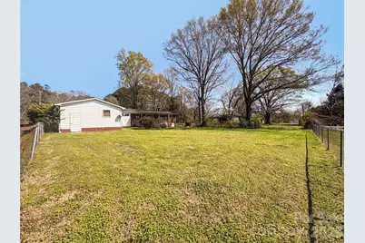 2011 Mountain Creek Road, Albemarle, NC 28001 - Photo 26