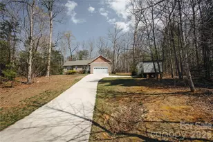 160 Winsome Forest Dr, Nebo, NC 28761 - Photo 28