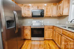 160 Winsome Forest Dr, Nebo, NC 28761 - Photo 6