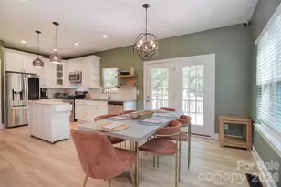 1021 Vickie Ln, Matthews, NC 28104 - Photo 14