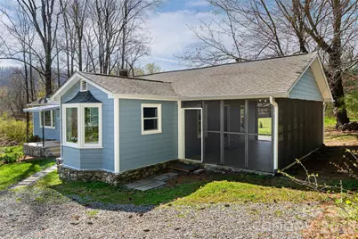 215 Browning Avenue, Hendersonville, NC 28791 - Photo 6