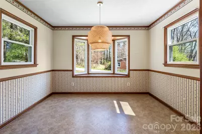 215 Browning Avenue, Hendersonville, NC 28791 - Photo 14