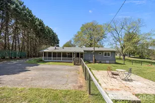 700 Patterson Farm Rd, Mooresville, NC 28115 - Photo 2