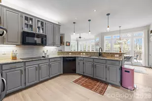 10131 Standing Stone Ct, Charlotte, NC 28210 - Photo 14