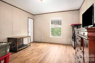 1064 Deerchase Cir, Cedar Mountain, NC 28718 - Photo 18