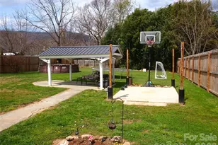 316 Hazelwood Ave, Waynesville, NC 28786 - Photo 30