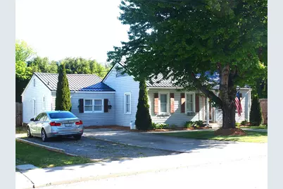 316 Hazelwood Avenue, Waynesville, NC 28786 - Photo 2