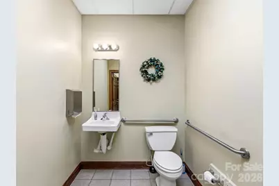 101 Jack Street, Hendersonville, NC 28792 - Photo 24