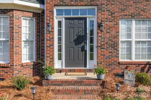 4636 Lenden Hall Ct, Gastonia, NC 28056 - Photo 4