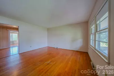 8 Summit Drive, Arden, NC 28704 - Photo 6