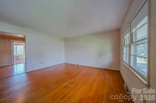 8 Summit Dr, Arden, NC 28704 - Photo 6