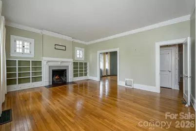 1126 4th Avenue W, Hendersonville, NC 28739 - Photo 12